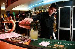 Alexanders Restaurant - Lord Forrest Hotel - Hervey Bay Accommodation 1