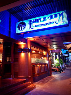 Rattle N Hum Cairns - Hervey Bay Accommodation 2