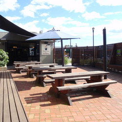 Royal Exchange Hotel - Hervey Bay Accommodation 3