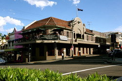Town Hall Hotel - Hervey Bay Accommodation 3