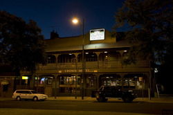 Crown Hotel - Hervey Bay Accommodation 3