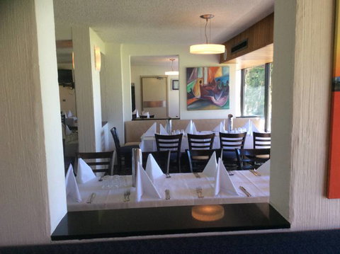 Inglewood/Bridgewater RSL - Hervey Bay Accommodation 1
