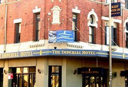 Imperial Hotel - Tourism Hervey Bay 0