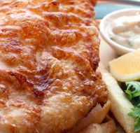 Blue Fish Seafood Restaurant - Hervey Bay Accommodation