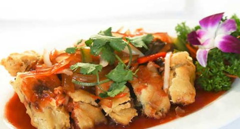 Dragon Boat Restaurant - Tourism Hervey Bay 0