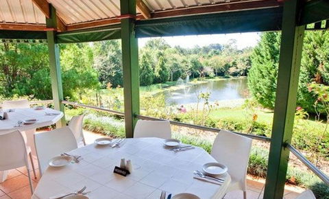 Cedar Creek Estate Vineyard & Winery Restaurant - Hervey Bay Accommodation 1