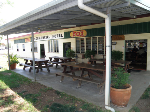 Commercial Hotel Wowan - Hervey Bay Accommodation 1