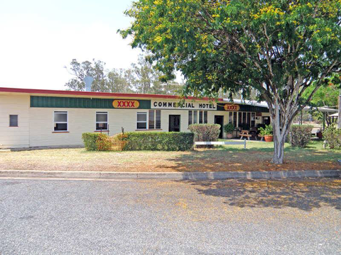 Commercial Hotel Wowan - Hervey Bay Accommodation 2