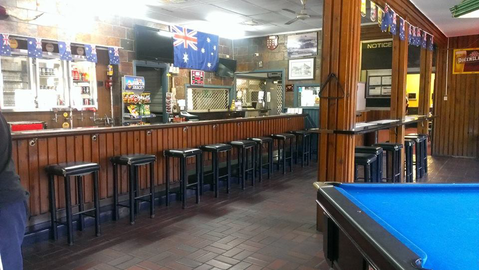 Lakes Creek Hotel - Hervey Bay Accommodation 2