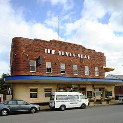 Seven Seas Hotel - Hervey Bay Accommodation 0