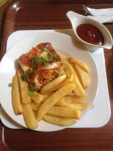 The Caves Country Pub - Hervey Bay Accommodation 0