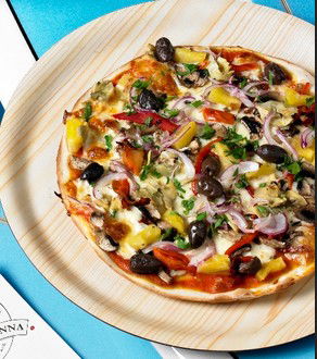 Pizza Capanna Trattoria - Tourism Hervey Bay 3