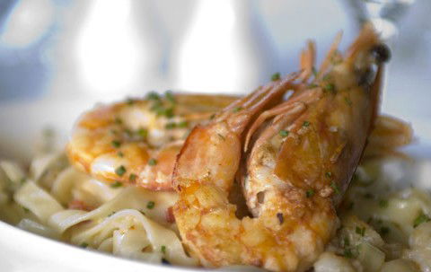 Peronis Restaurant - Tourism Hervey Bay 2