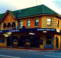 Queens Arms Hotel - Tourism Hervey Bay