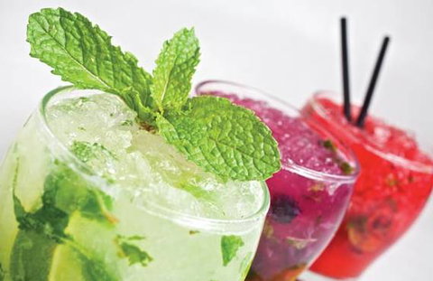 Fish D’Vine & The Rum Bar - Tourism Hervey Bay 1