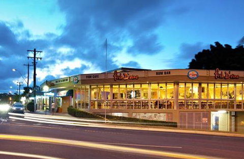 Fish D’Vine & The Rum Bar - Tourism Hervey Bay 4