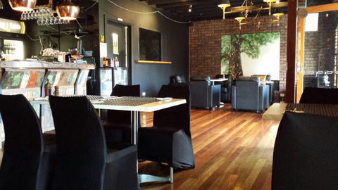The Monkey Tree Bar & Restaurant - Hervey Bay Accommodation 1