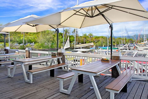 Hemingway's Brewery Port Douglas - Tourism Hervey Bay 0
