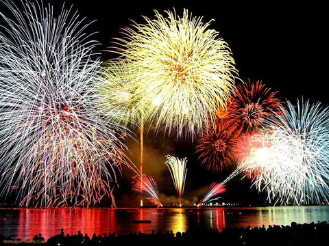 Sydney Harbour New Year’s Eve Fireworks Dinner Cruises - Hervey Bay Accommodation 0