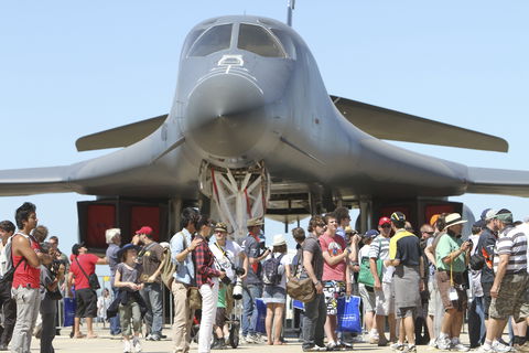 Australian International Airshow - Hervey Bay Accommodation 0
