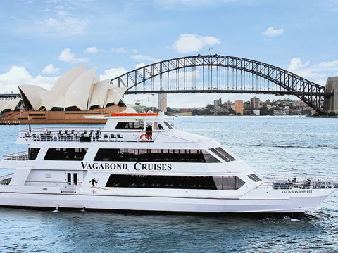 Australia Day Lunch Cruise - Hervey Bay Accommodation 0