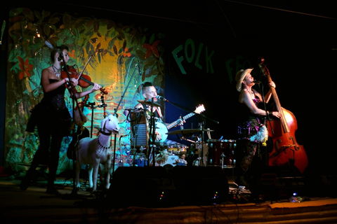 Bony Mountain Folk Festival - Tourism Hervey Bay 0