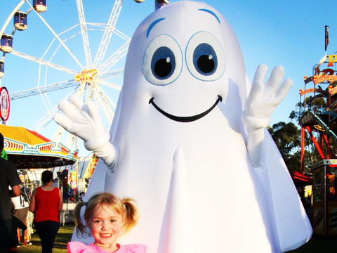 Campbelltown City Festival Of Fisher's Ghost - Hervey Bay Accommodation 2