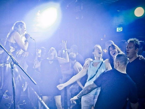 Karaoke At The Avenue - Hervey Bay Accommodation 0
