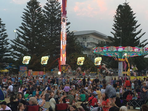 New Years Eve At The Entrance - Tourism Hervey Bay 0