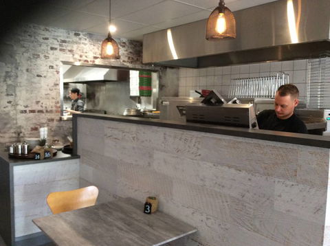 Reef To Reef - Tourism Hervey Bay 1