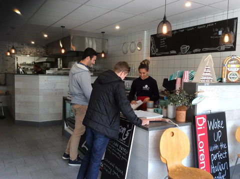 Reef To Reef - Tourism Hervey Bay 2