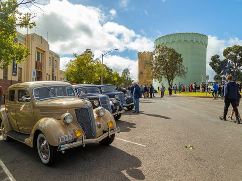 Australian Art Deco Festival Leeton - Hervey Bay Accommodation 2