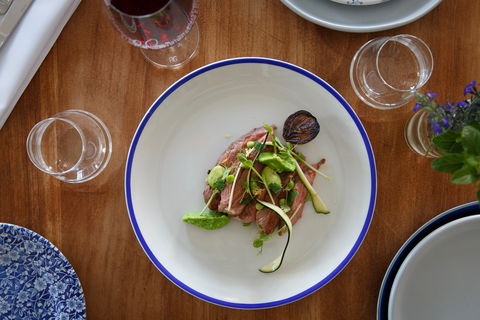 Dine In Style With Lola - Hervey Bay Accommodation 1