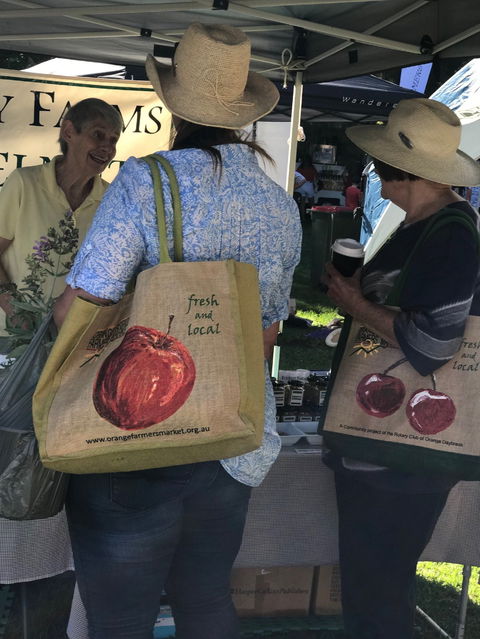 Orange Farmers Market - Hervey Bay Accommodation 2