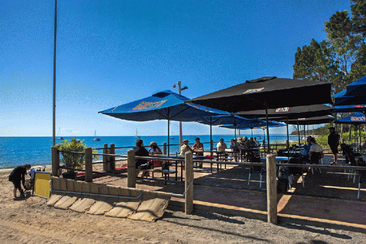 aquavue-cafe-restaurant
