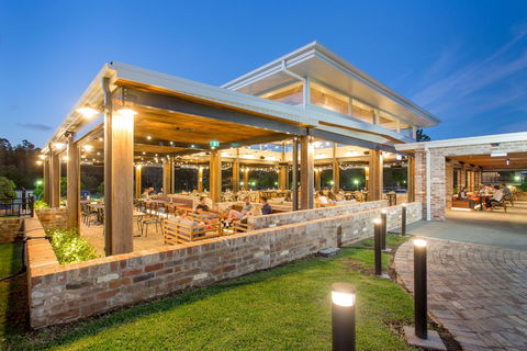 Harrigan's Irish Pub & Accommodation - Hervey Bay Accommodation 0