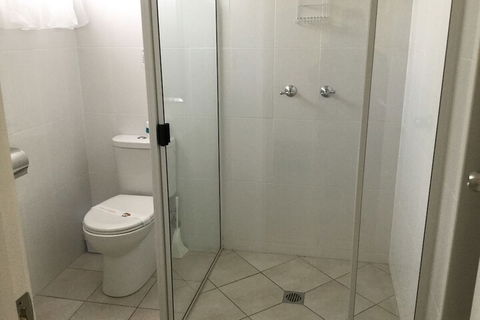 Ambassador Motel - Hervey Bay Accommodation 5