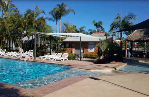 Blue Dolphin Holiday Resort - Hervey Bay Accommodation 3