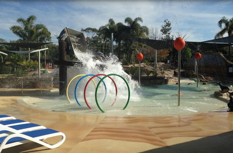 Blue Dolphin Holiday Resort - Hervey Bay Accommodation 1