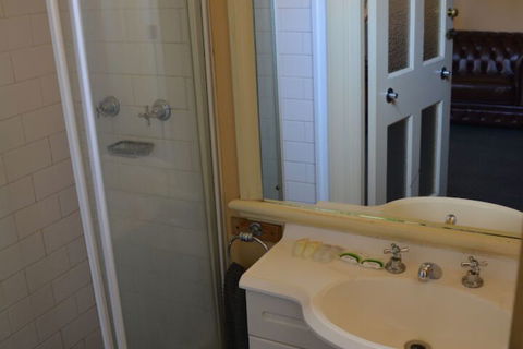 Australian Heritage Hotel - Tourism Hervey Bay 4