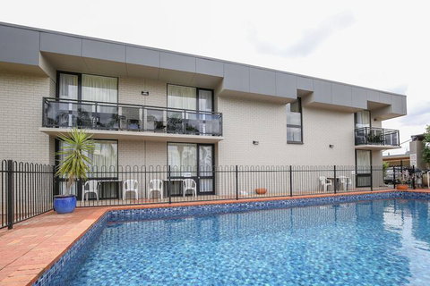 Econo Lodge Mildura - Hervey Bay Accommodation 7