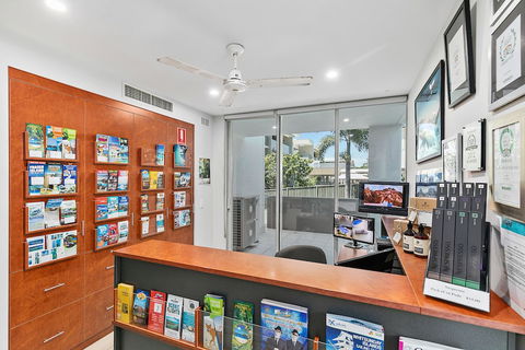 Akama Resort - Hervey Bay Accommodation 0