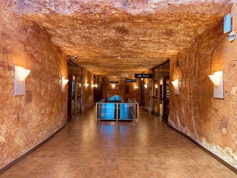 Desert Cave Hotel - Hervey Bay Accommodation 0
