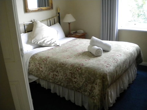 The Lodge On Elizabeth - Hervey Bay Accommodation 6