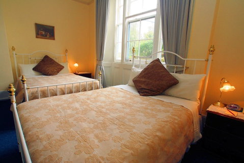 The Lodge On Elizabeth - Hervey Bay Accommodation 5