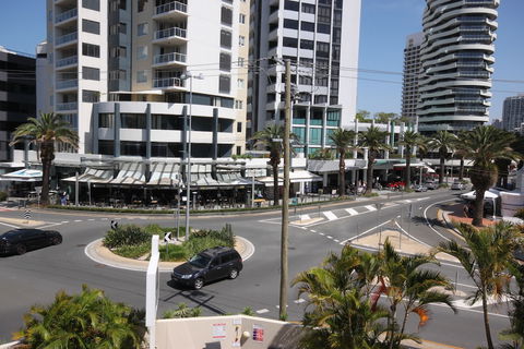 Aruba Beach Resort - Tourism Hervey Bay 0