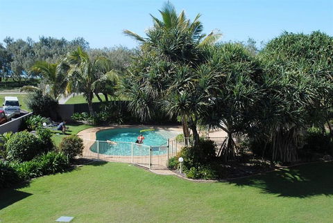 Surfside On The Beach - Hervey Bay Accommodation 4