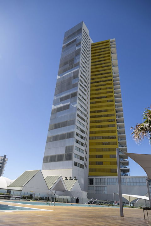 ULTIQA Air On Broadbeach - Hervey Bay Accommodation 2