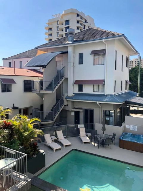 Coolum Beach Resort - Tourism Hervey Bay 0