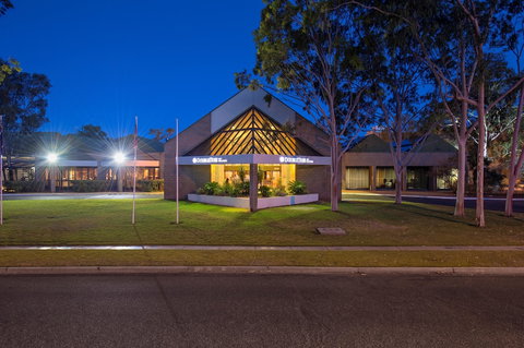 DoubleTree By Hilton Alice Springs - Hervey Bay Accommodation 0